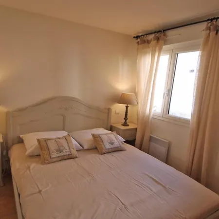 - 3 Bedroom Apartment, Air Conditioned, Outdoor Terrace, Swimming Pool Lejlighed *