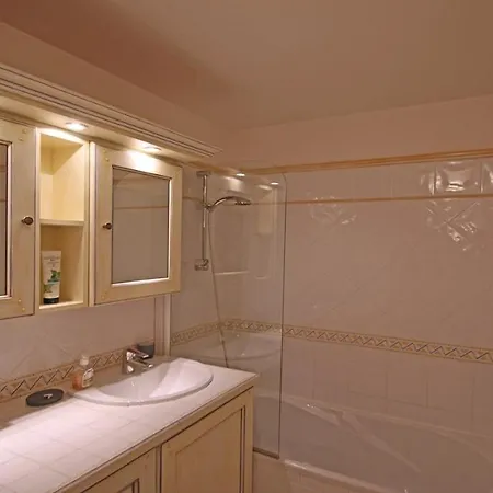 - 3 Bedroom Apartment, Air Conditioned, Outdoor Terrace, Swimming Pool *